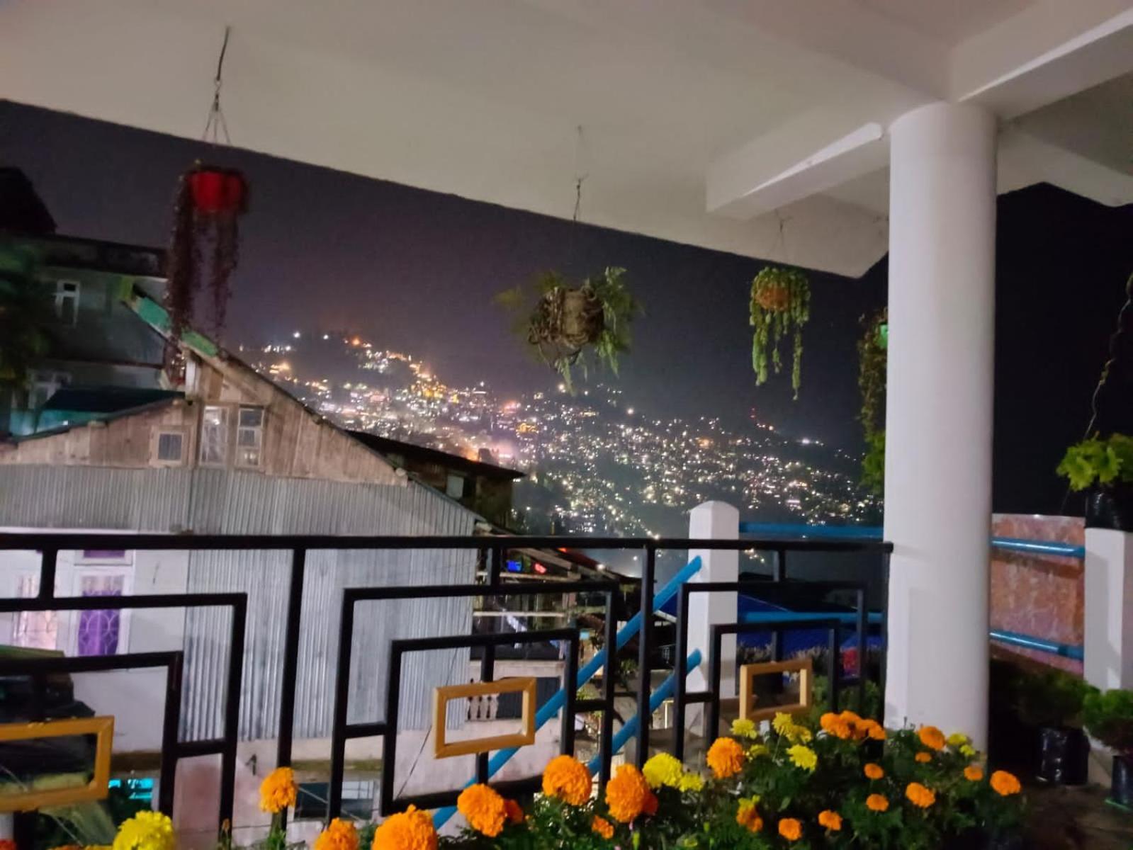 Valley View Homestay Дарджилинг Экстерьер фото